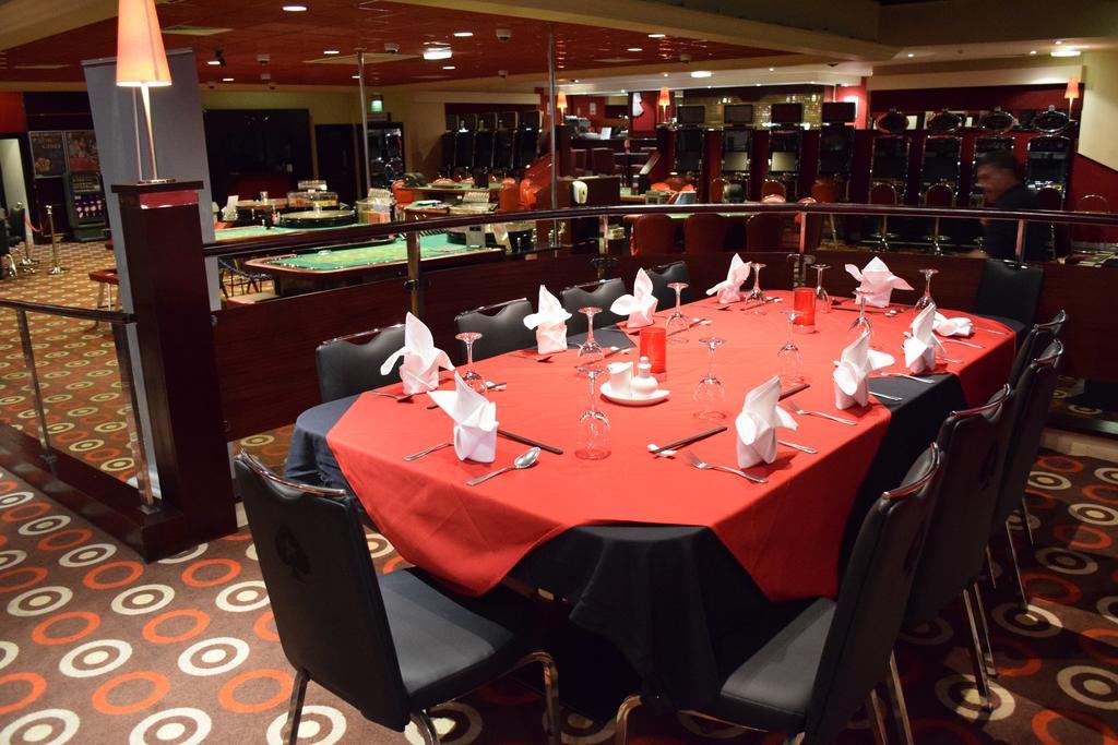 Best Western Palace Hotel & Casino Douglas Bagian luar foto